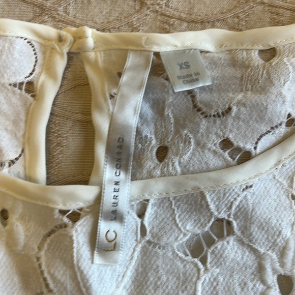 Lauren Concrad off-white 3/4 length blouse - Picture 2 of 5